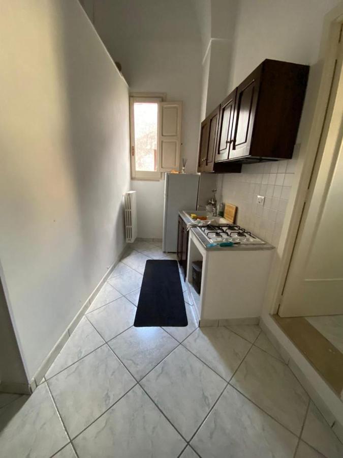Appartamento in pieno centro a Lecce Esterno foto